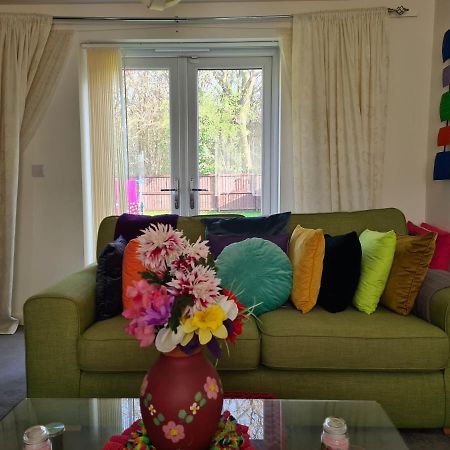Rehoboth In Yew Gardens Apartment ดอนคาสเตอร์ ภายนอก รูปภาพ
