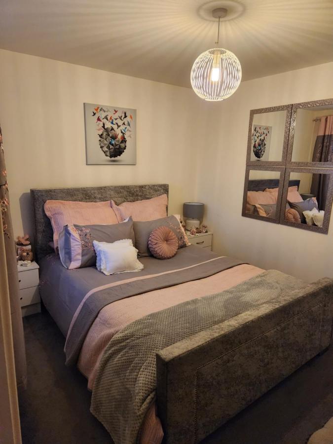 Rehoboth In Yew Gardens Apartment ดอนคาสเตอร์ ภายนอก รูปภาพ